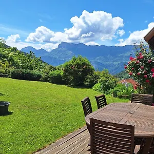 Couette-café Eco-logis Mad'in Belledonne Theys
